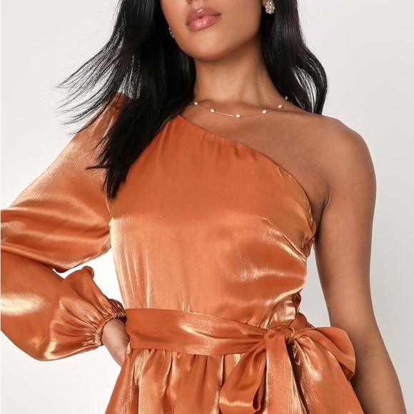NWT Lulus Sweet Excellence Shiny Rust Orange One-Shoulder Tiered Dress - Picture 4 of 4